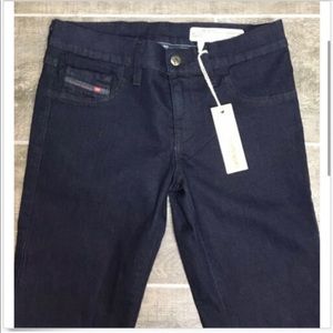 Diesel Women’s Skinny Jeans Livier Super Skinny